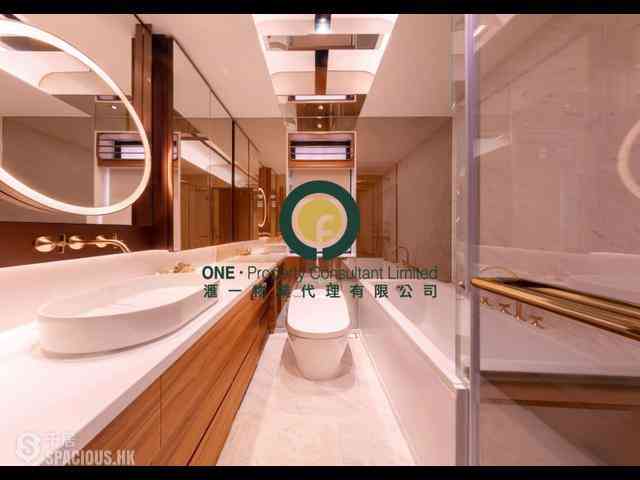 Mid Levels Central - Hillsborough Court 07