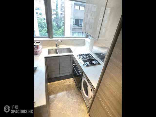Sai Ying Pun - The Summa 07