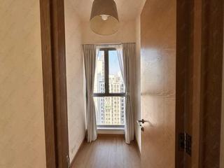 Sai Ying Pun - Island Crest 08