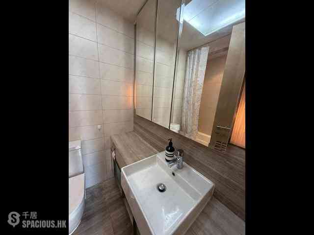 Sai Ying Pun - Island Crest 09
