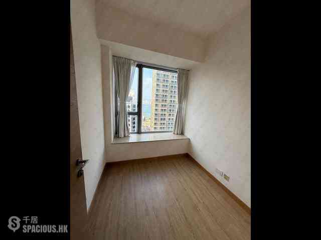 Sai Ying Pun - Island Crest 11