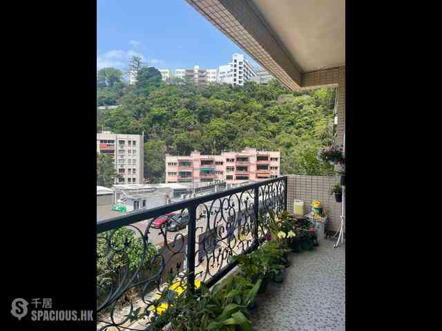 Happy Valley - 5-8, Briar Avenue 01