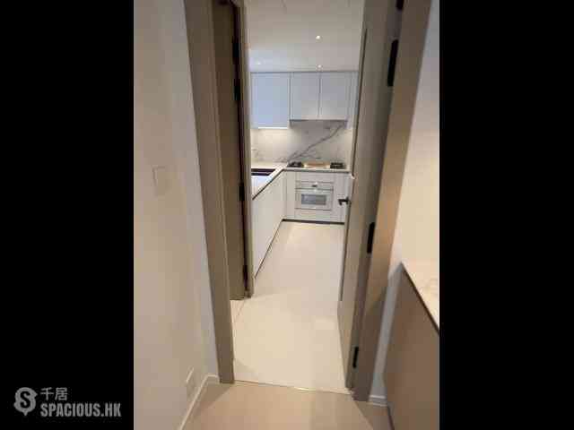 Wan Chai - 33 Kennedy Road 14