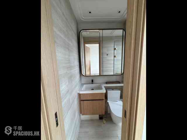 Sai Ying Pun - Upper Manor 05