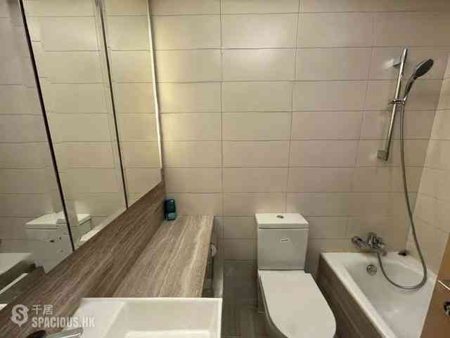 Sai Ying Pun - Island Crest 03