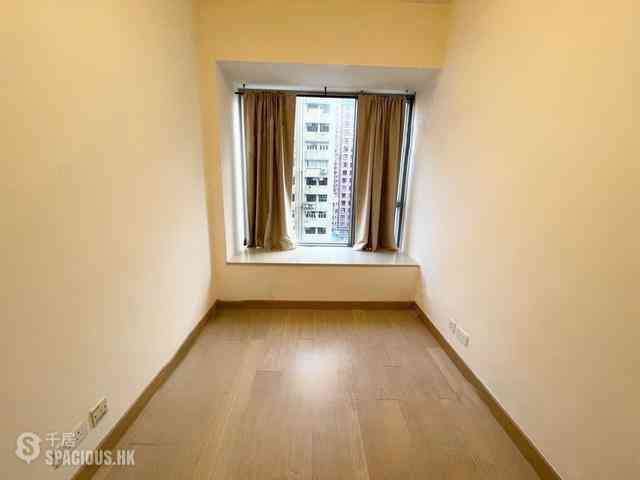 Sai Ying Pun - Island Crest 07