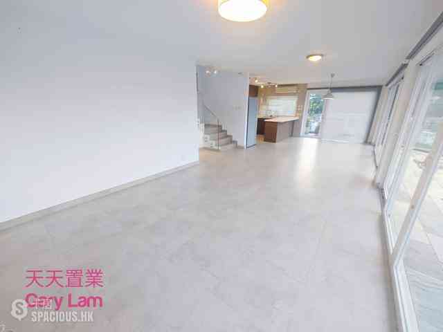 Clear Water Bay - Tai Hang Hau 23
