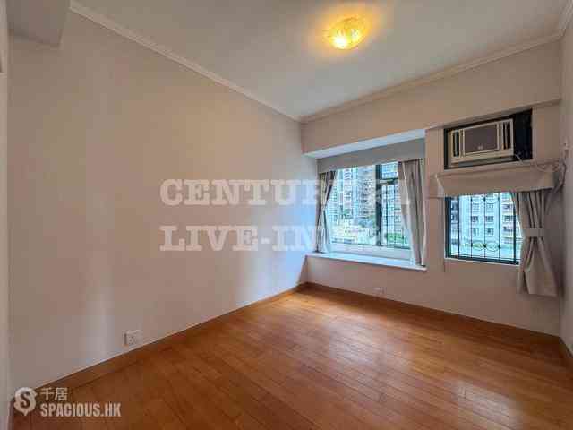 Mid Levels Central - Robinson Place 03