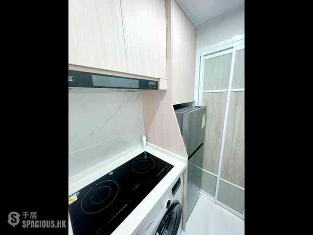 Shau Kei Wan - Hong Wah Mansion Block 1 05