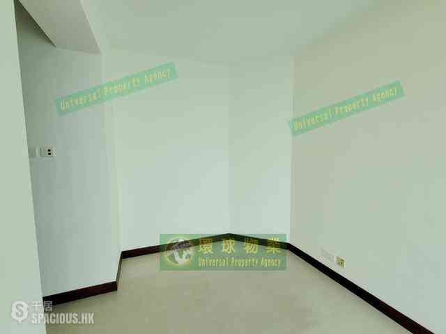Kennedy Town - The Merton Tower 1 10