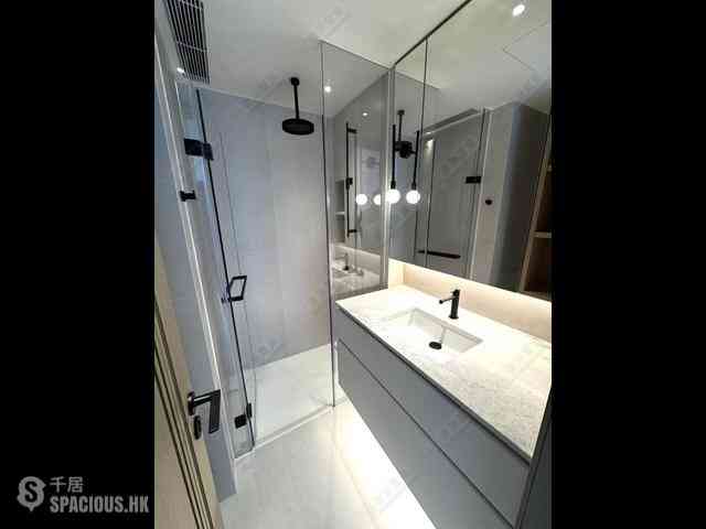 Wan Chai - 33 Kennedy Road 04