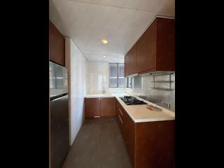Sai Ying Pun - Island Crest 07