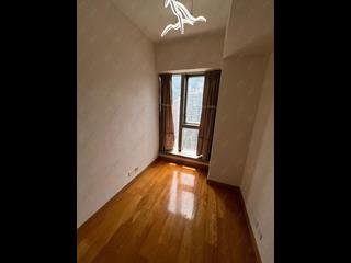 Sai Ying Pun - Island Crest 08