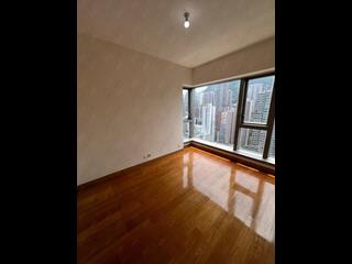 Sai Ying Pun - Island Crest 09