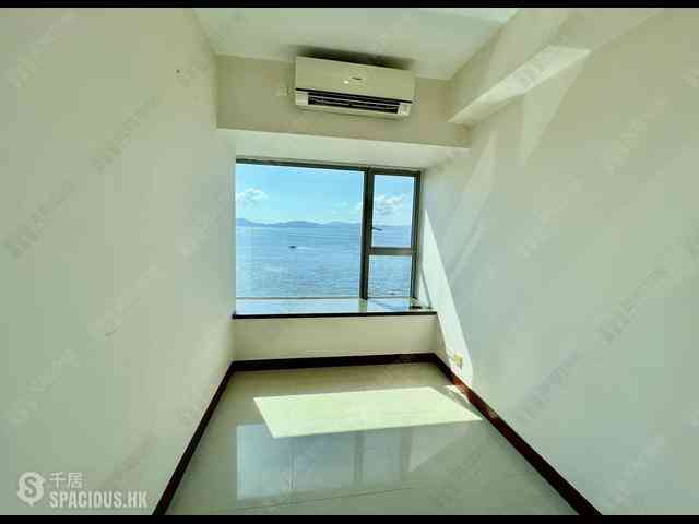Kennedy Town - The Merton Tower 2 04