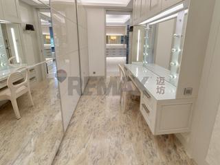Chung Hom Kok - Pinewaver Villas 08
