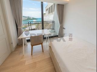 Chung Hom Kok - Pinewaver Villas 10