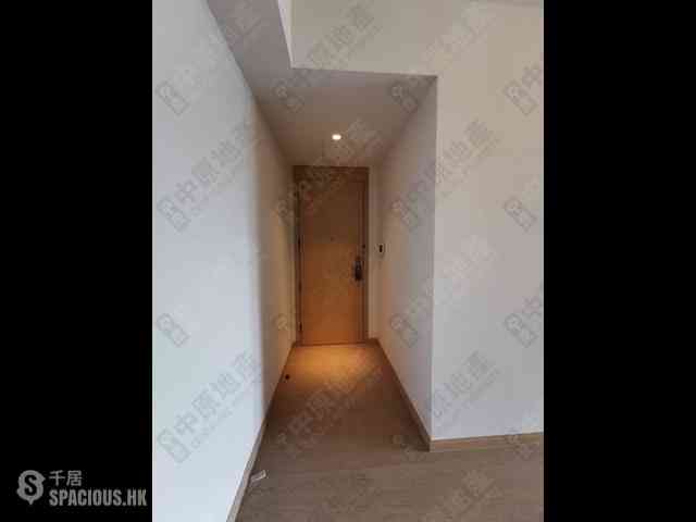 Wong Chuk Hang - The Southside Phase 2 La Marina Tower 2A 02