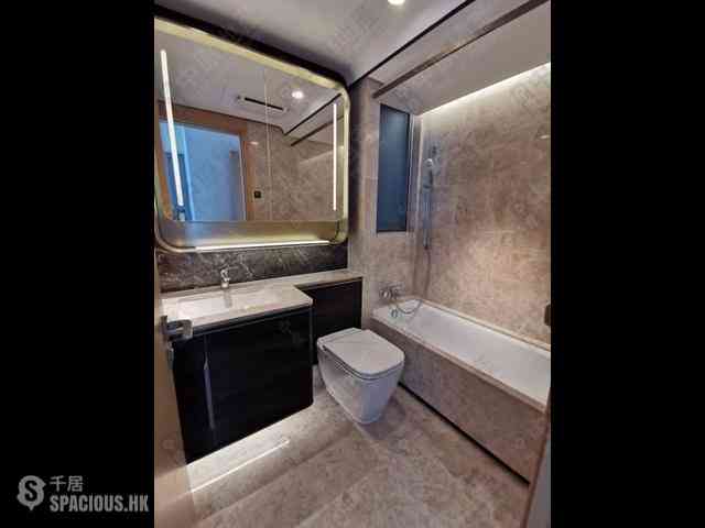 Wong Chuk Hang - The Southside Phase 2 La Marina Tower 2A 04