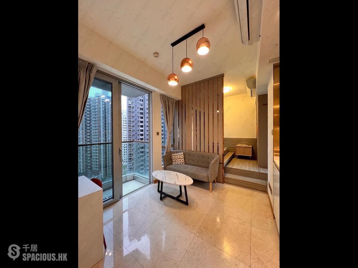 Sai Ying Pun - 63, Pokfulam Emerald House (Tower 2) 01