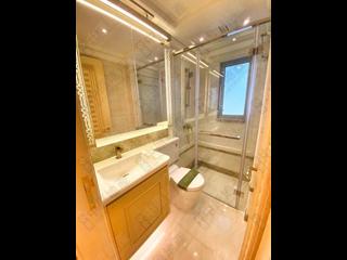 Sai Ying Pun - 63, Pokfulam Emerald House (Tower 2) 08