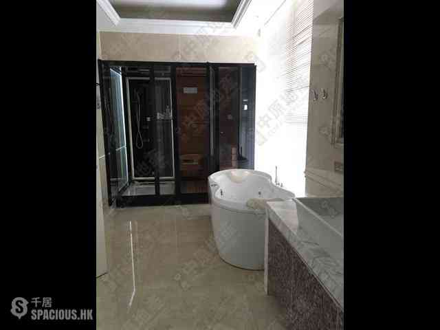Sai Ying Pun - The Summa Block 1 04