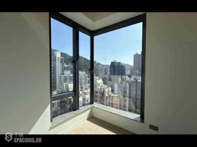 Sai Ying Pun - Des Voeux W Residence 02