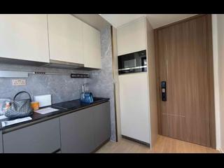 Sai Ying Pun - Des Voeux W Residence 04