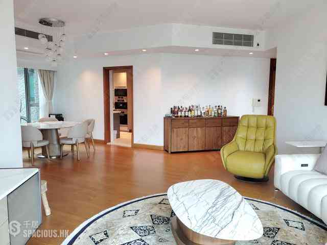 Mid Levels Central - Regence Royale Tower 1 04