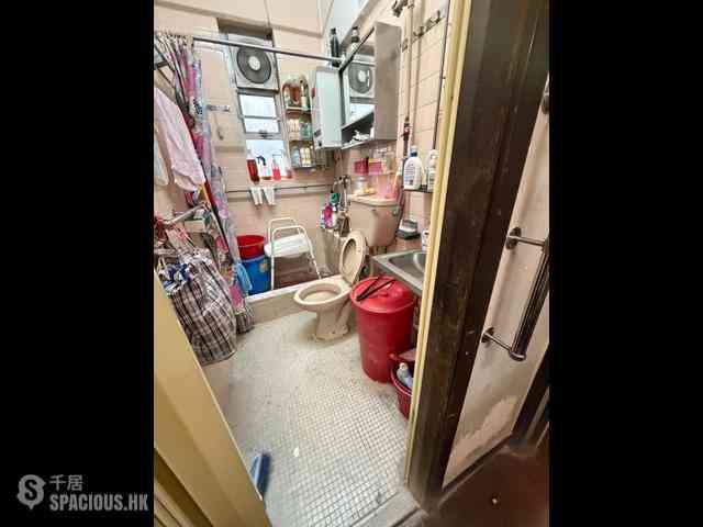 Wan Chai - Gold Harbour Mansion 08