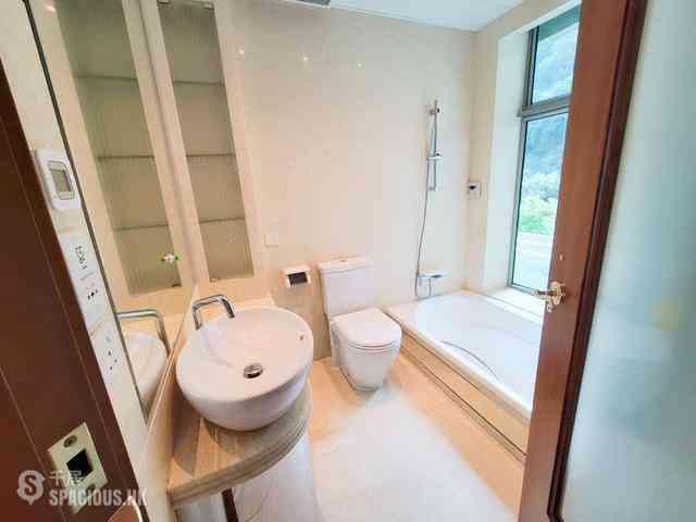 Mid Levels Central - Regence Royale Tower 1 07