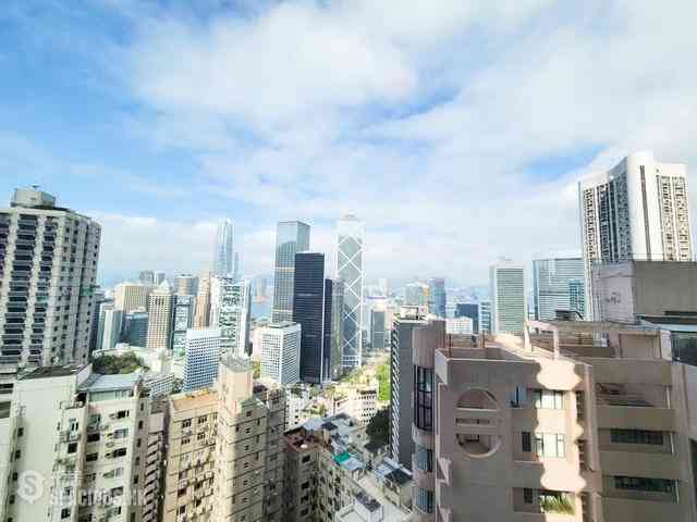 Mid Levels Central - Regence Royale Tower 1 17