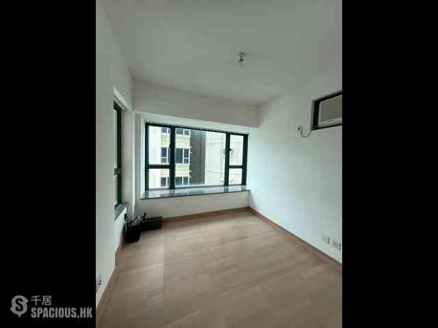 Sai Wan Ho - Grand Promenade Block 2 05