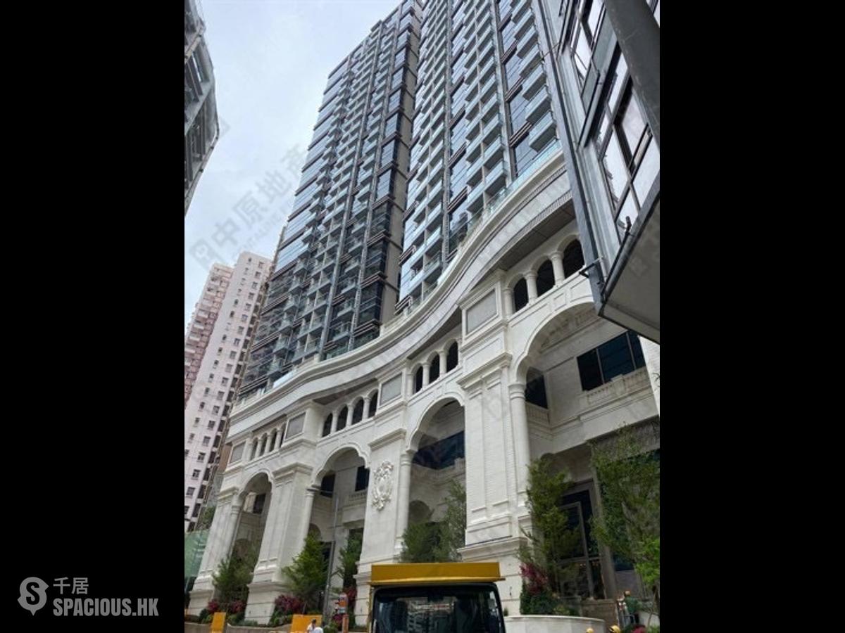 Sai Ying Pun - 63, Pokfulam Emerald House (Tower 2) 01