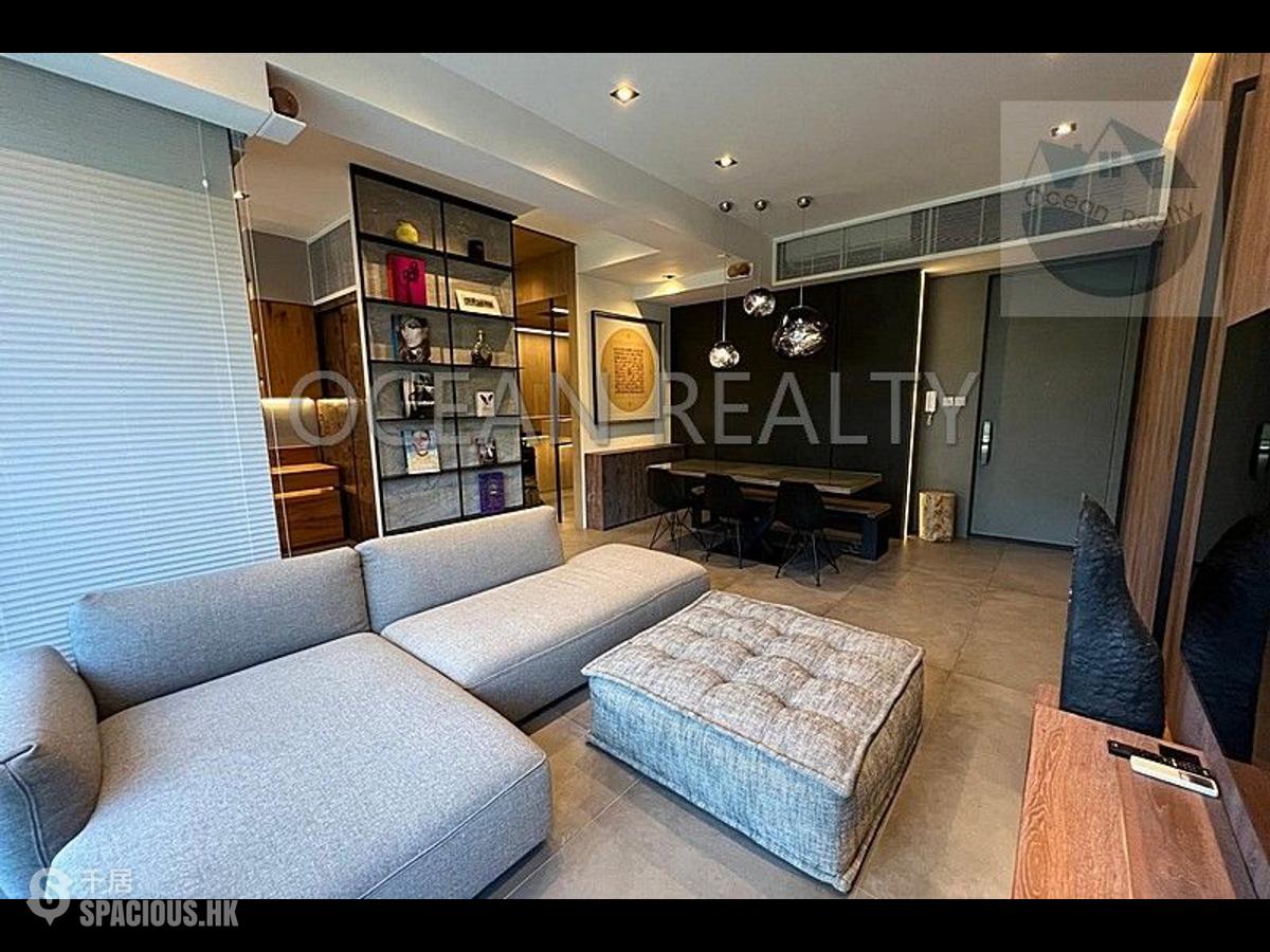 Clear Water Bay - Mount Pavilia 01