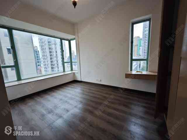Sai Ying Pun - Bon-Point 01