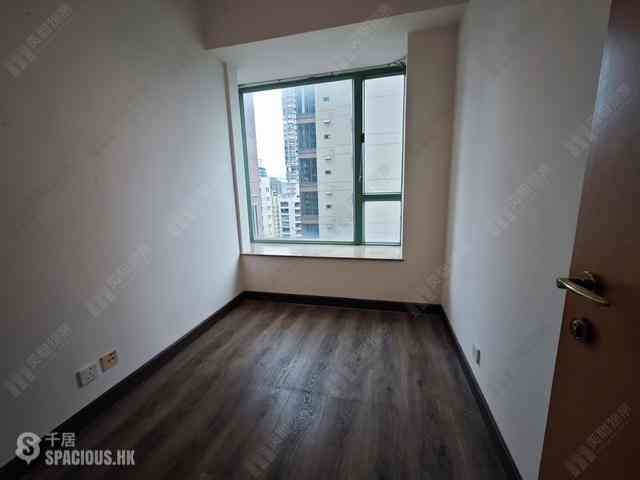 Sai Ying Pun - Bon-Point 05