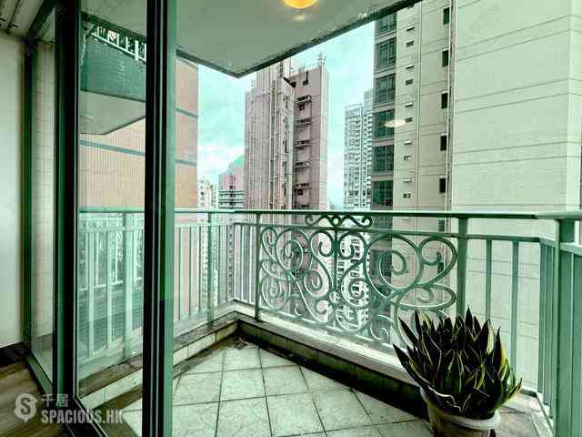 Sai Ying Pun - Bon-Point 09