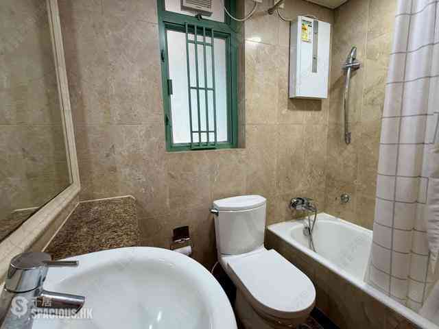 Sai Ying Pun - Bon-Point 31