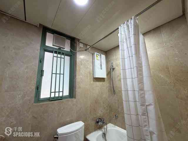 Sai Ying Pun - Bon-Point 32