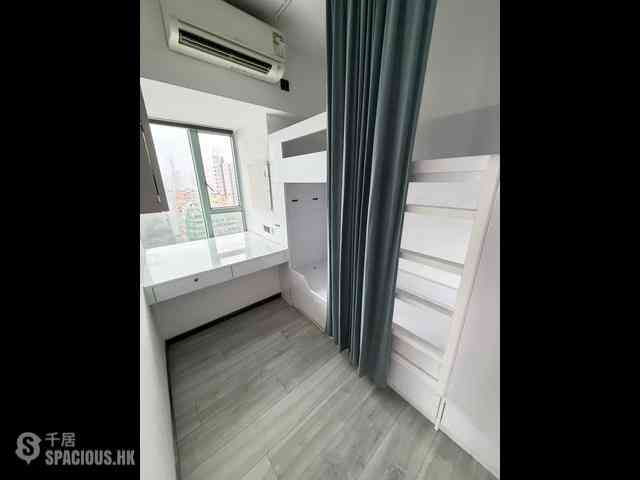 Tsim Sha Tsui - The Victoria Towers Tower 1 06