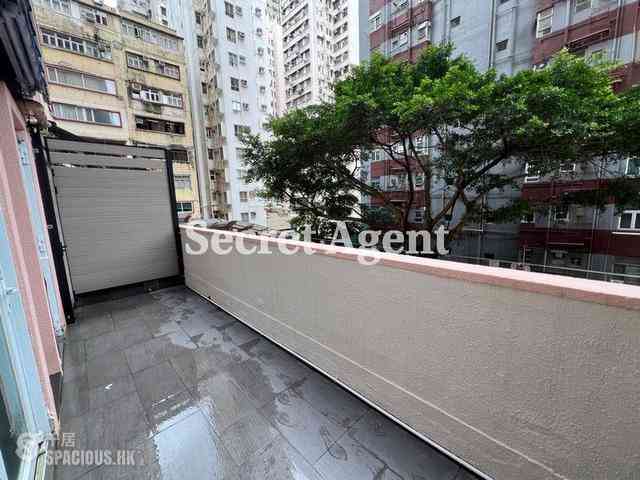Sai Ying Pun - Wah Fai Court 01