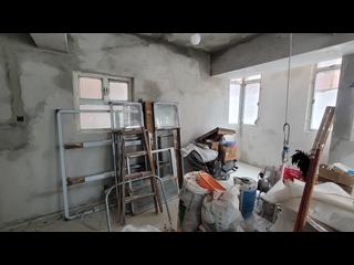 Shau Kei Wan - Hung Lee Building 03