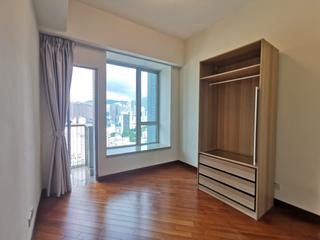 Wan Chai - The Avenue Phase 2 Block 3 07