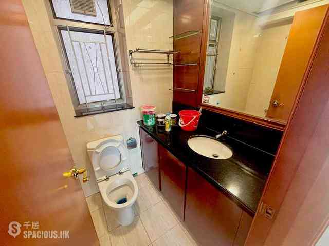 West Kowloon - Sorrento Phase 1 Block 3 06