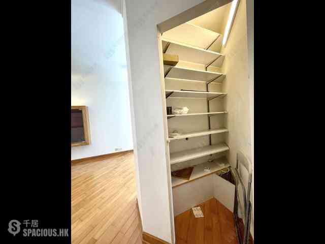 Shek Tong Tsui - The Belcher's Phase 2 Block 6 01