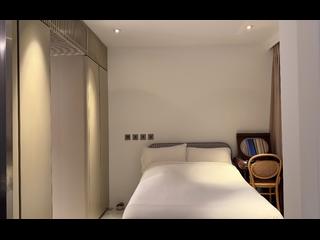 Shek Tong Tsui - Eight South Lane 03
