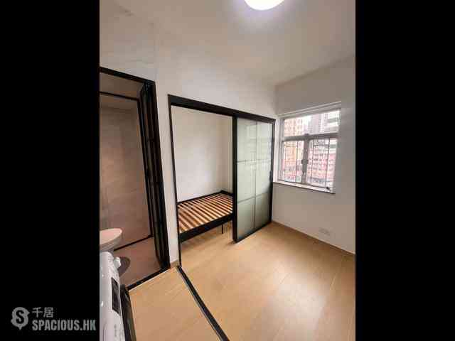 Yau Ma Tei - Alhambra Building 02