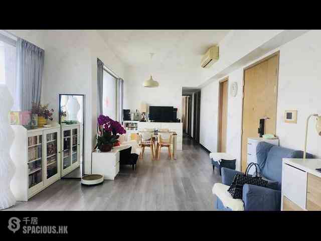 Sai Ying Pun - Island Crest 02