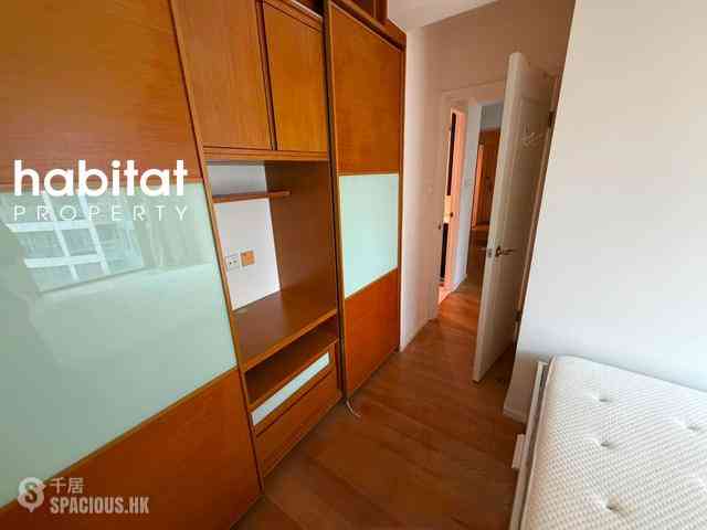 Wan Chai - The Zenith 06